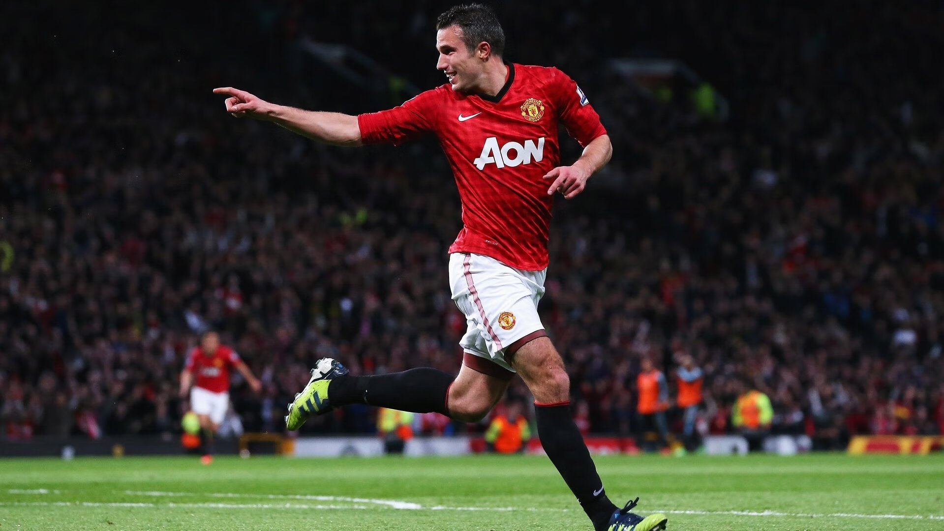 英超争冠之夜，福登用实力证明，曼城的心脏，是少年赤诚