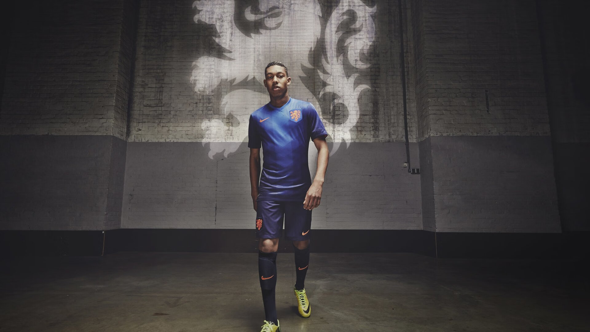 马赛掀翻勒沃库森，奥斯梅恩，那个在废墟上重建秩序的人